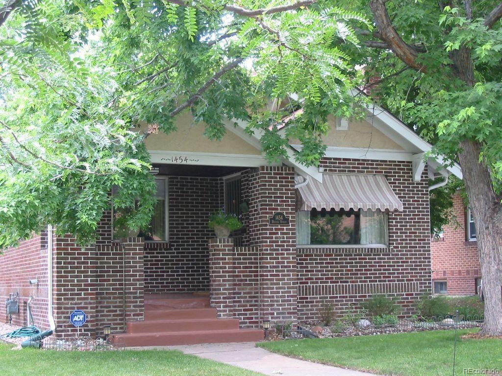 1454 Dexter Street - Photo 1