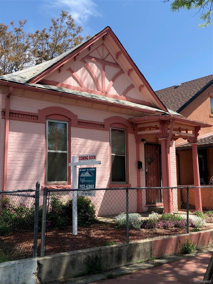 1117 10th Avenue - Photo 1