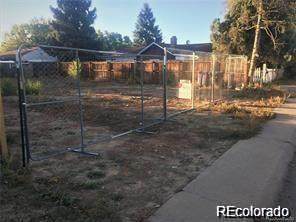 2225 Dexter Street - Photo 1