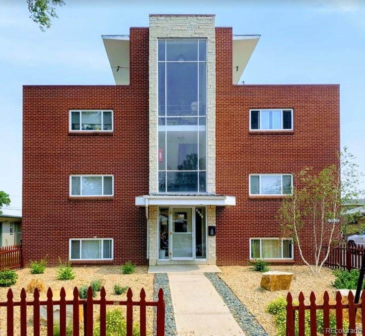 1680 Akron Street - Photo 1