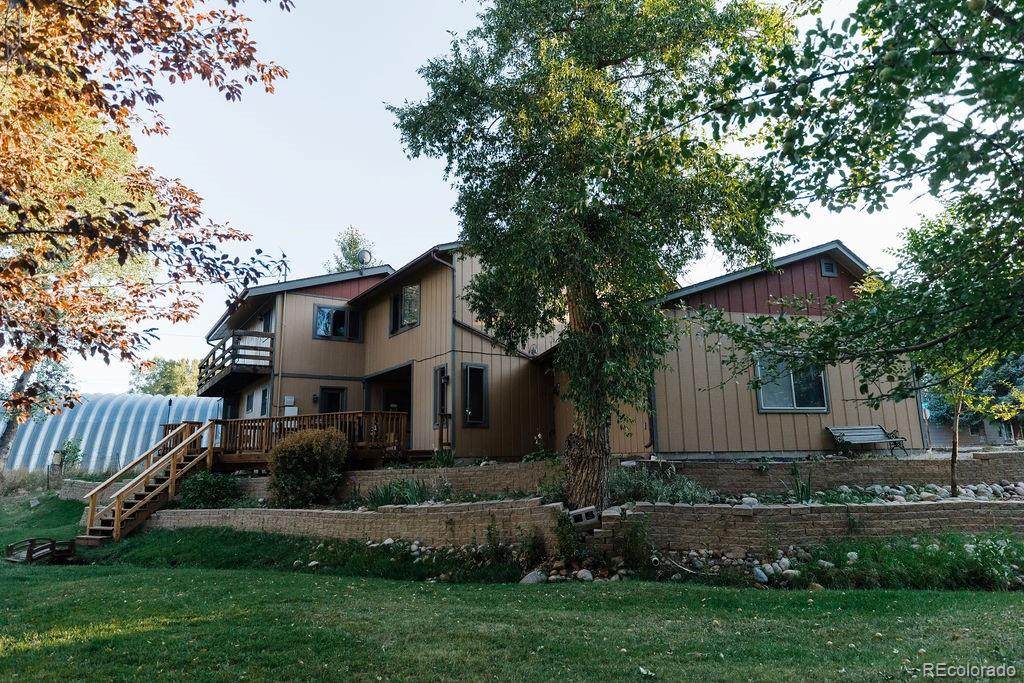 407 Pleasant Avenue - Photo 1