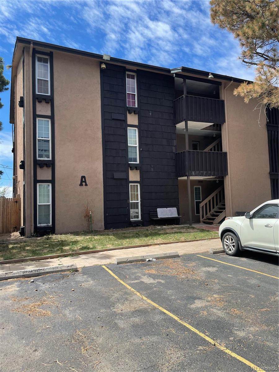 865 Quebec Street - Photo 1