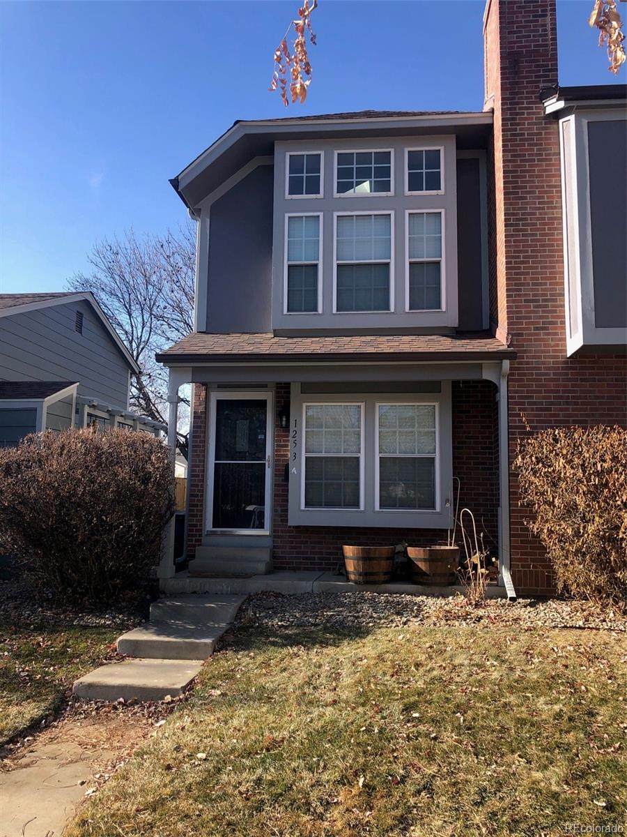 1253 Flower Circle - Photo 1