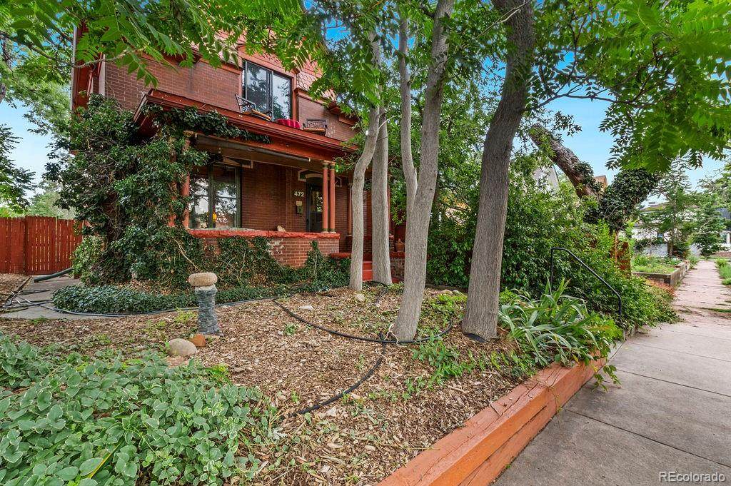 472 Logan Street - Photo 1