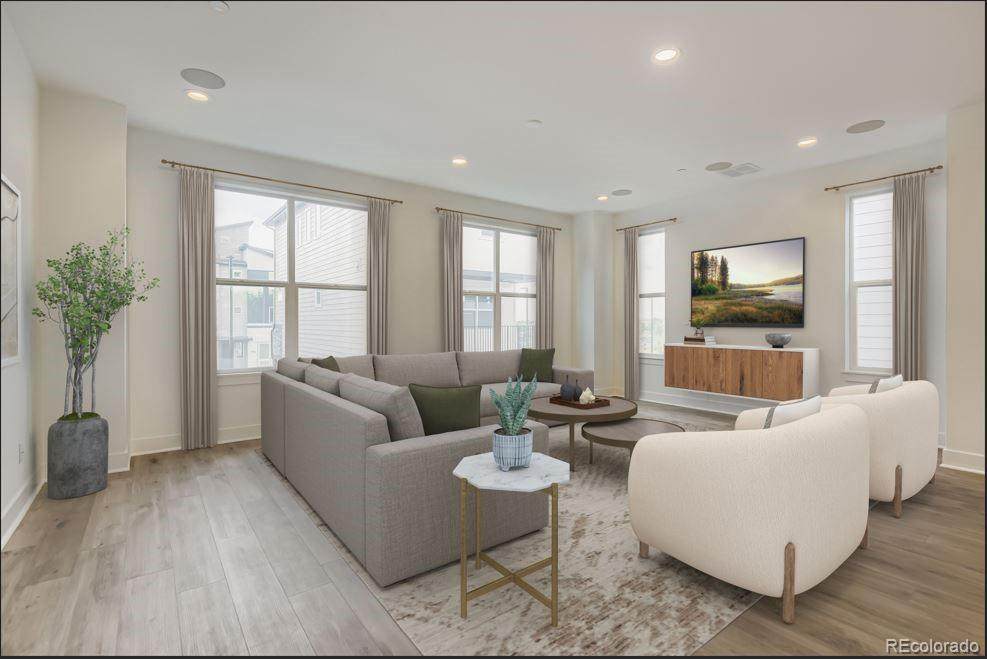 10886 Hinsdale Circle - Photo 1