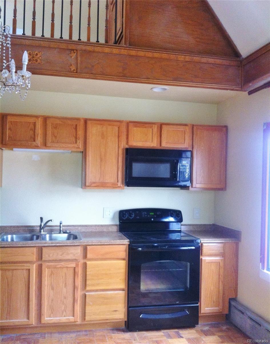 1608 Harrison - Photo 1