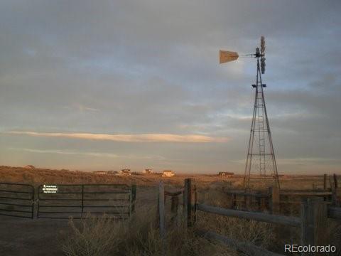 16474 Stoneleigh Road - Photo 1