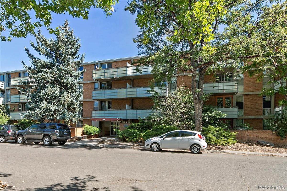 2500 York Street - Photo 1