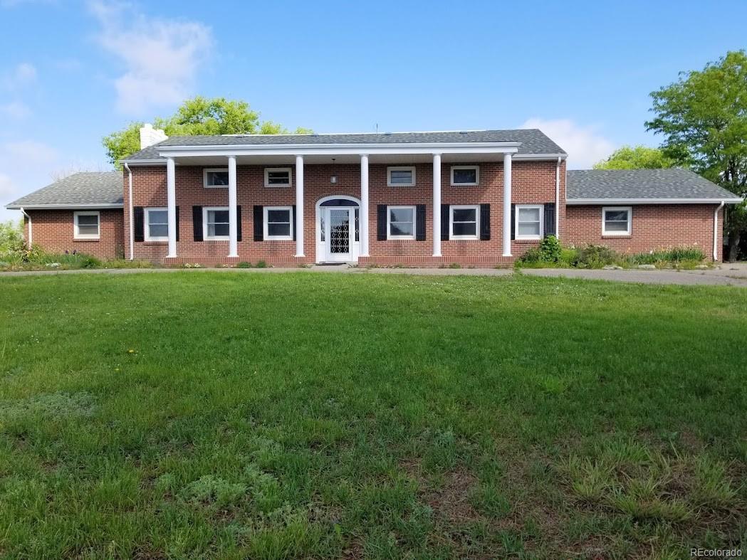 981 Sunset Drive - Photo 1