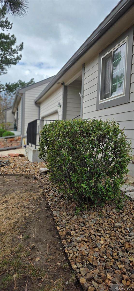 180 Cobblestone Drive - Photo 1