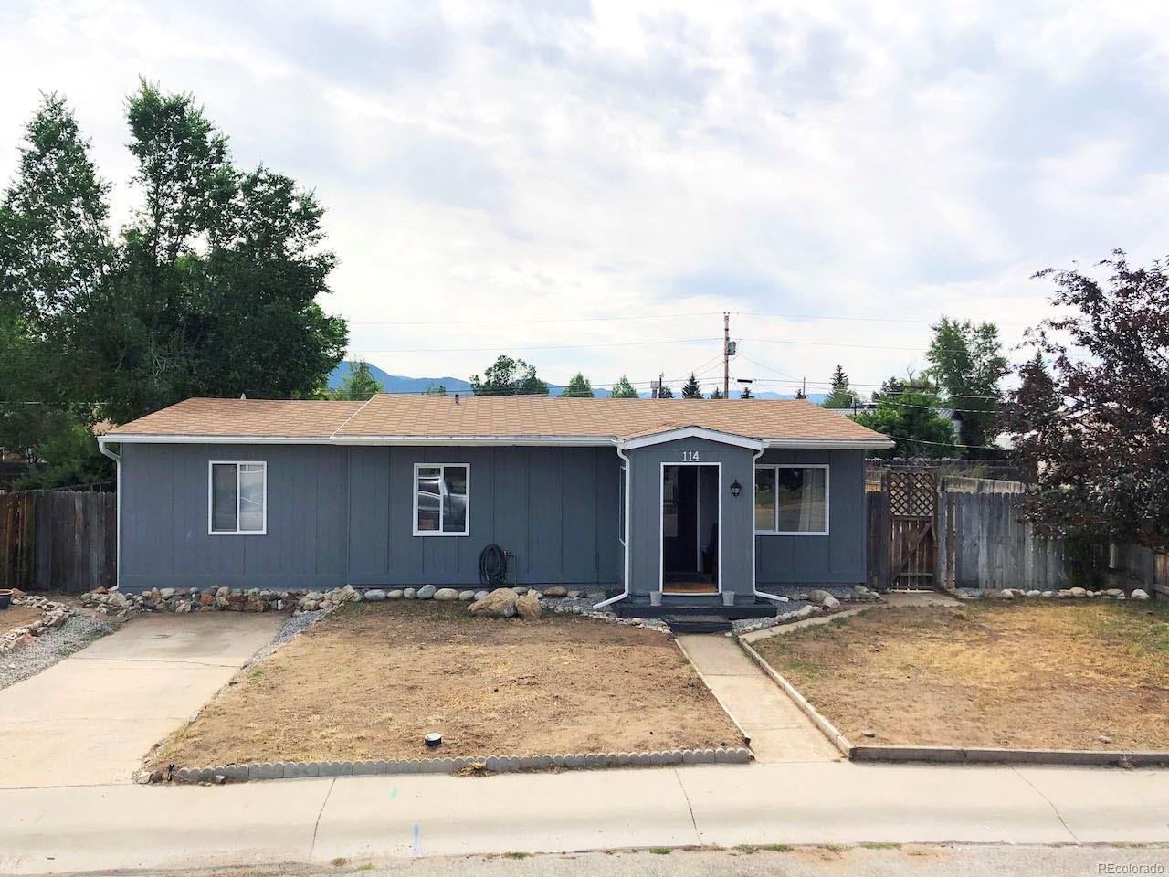 114 Harvard Lane - Photo 1