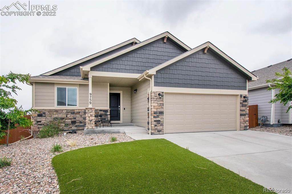 9759 Vistas Park Drive - Photo 1