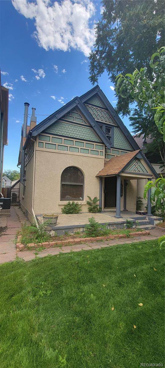524 Logan Street - Photo 1