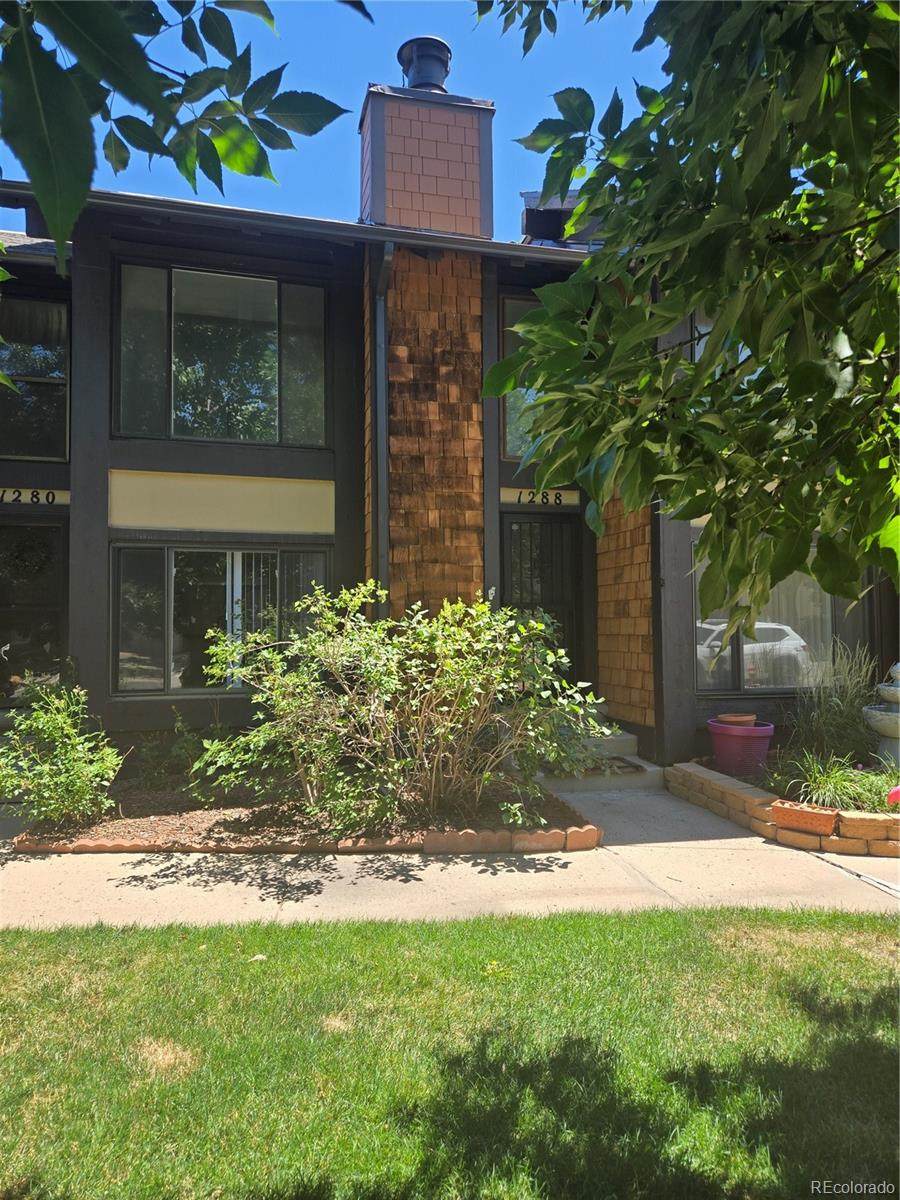 1288 Carson Way - Photo 1