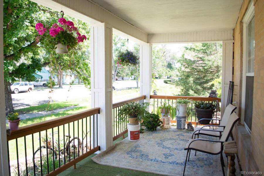 405 5th Street - Photo 1