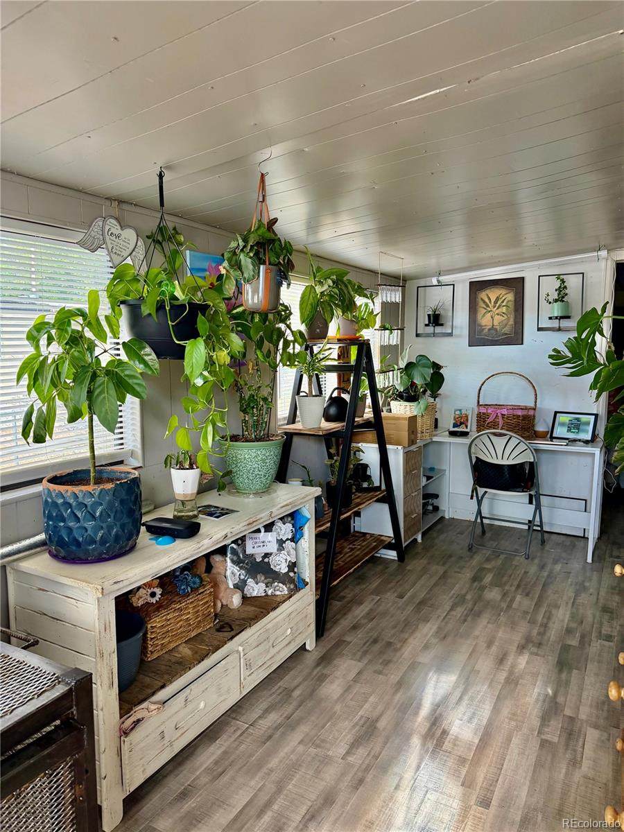 https://bt-photos.global.ssl.fastly.net/metrolist/orig_boomver_1_6610460-1.jpg