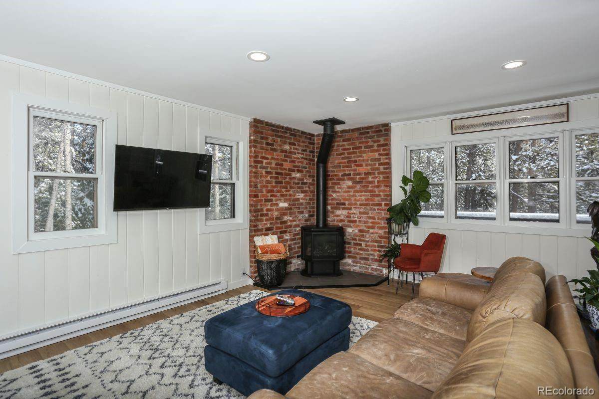 227 Lakeshore Loop - Photo 1