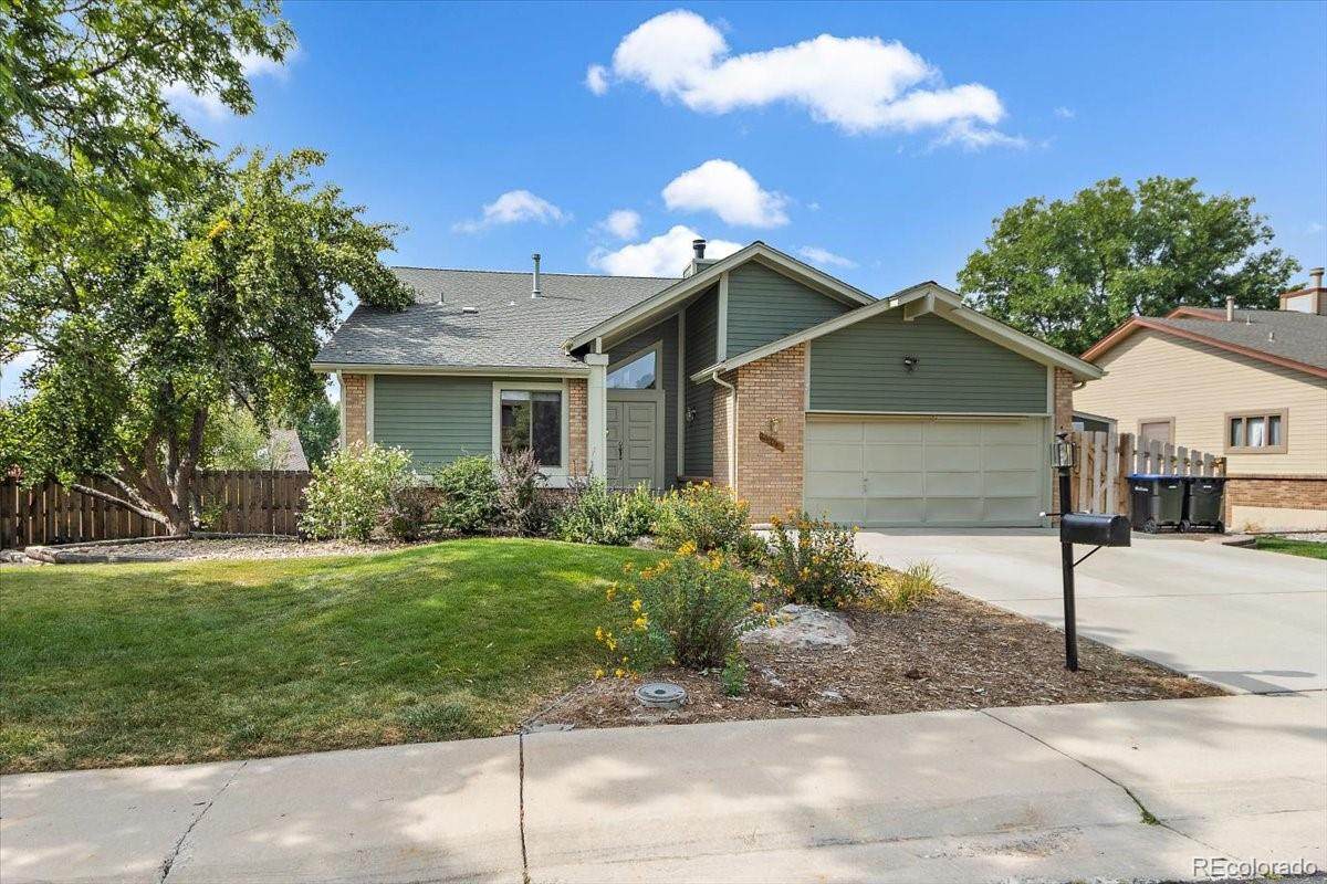 7467 Queen Circle - Photo 1