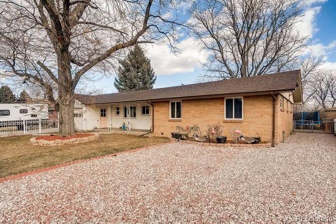 610 Estes Street - Photo 1