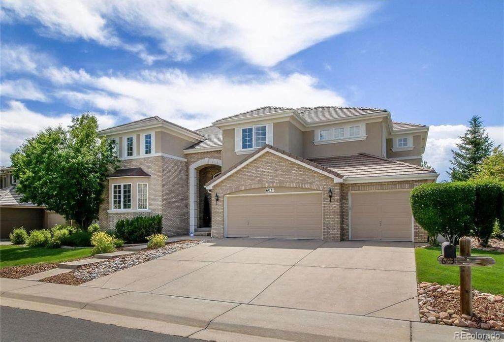 6031 Espana Way - Photo 1
