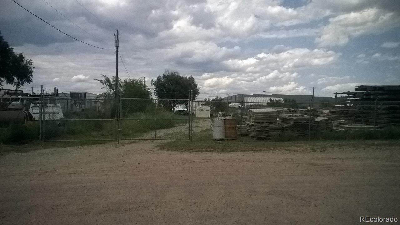 5628-5704 Pikes Peak Avenue - Photo 1