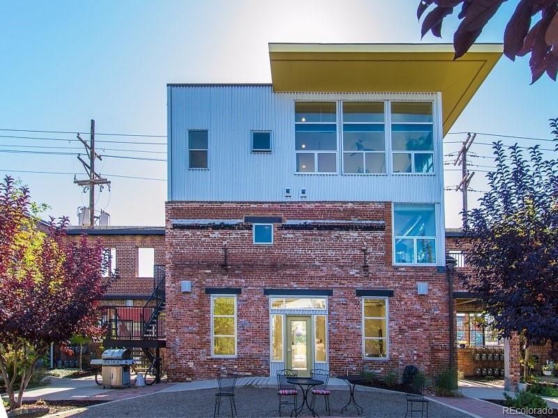 3033 Blake Street - Photo 1