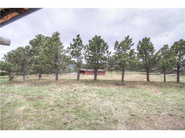 22433 Hillcrest Circle - Photo 1