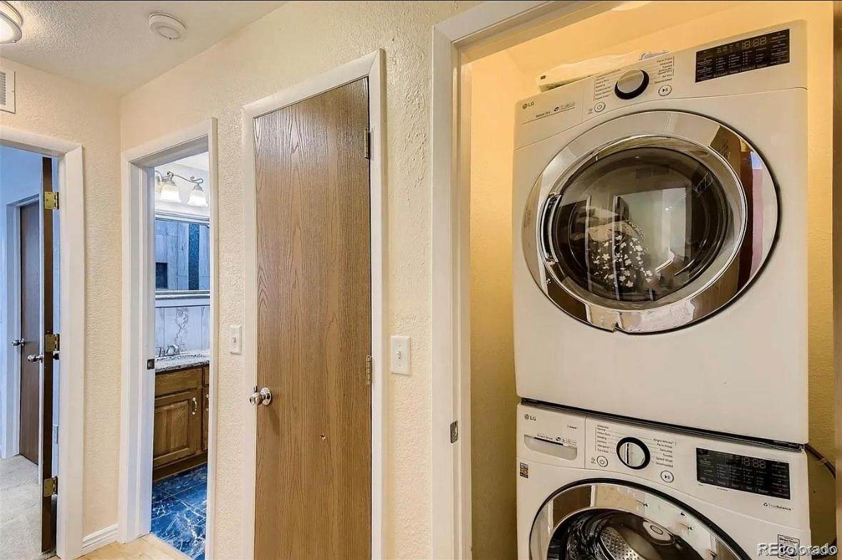 1453 Pierce Street - Photo 1