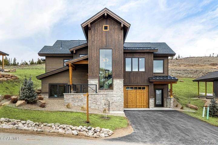 841 Black Feather Court - Photo 1