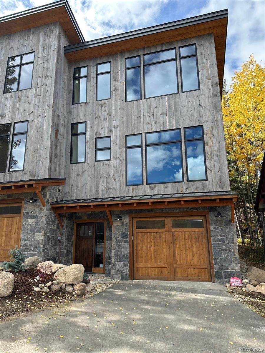 135 Fir Drive - Photo 1