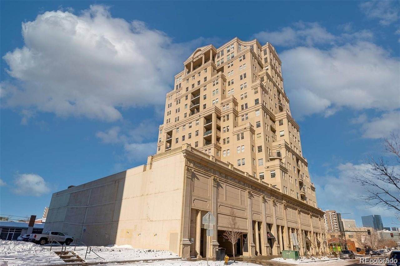 300 11th Avenue - Photo 1