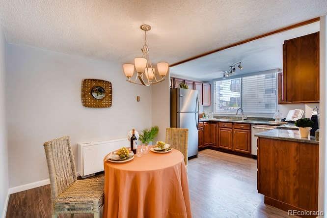1155 Ash Street - Photo 1