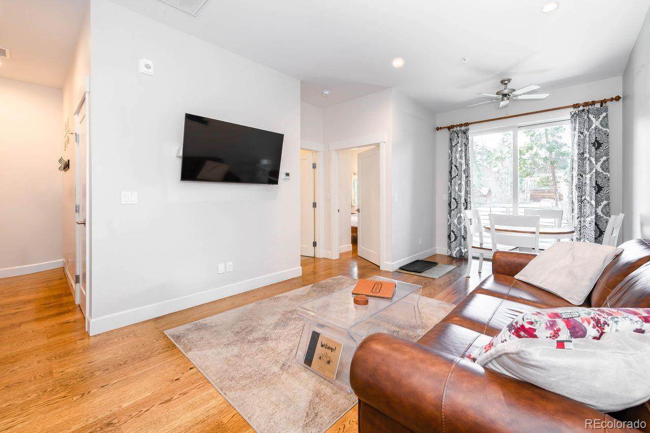 824 Grand Ave - Photo 1