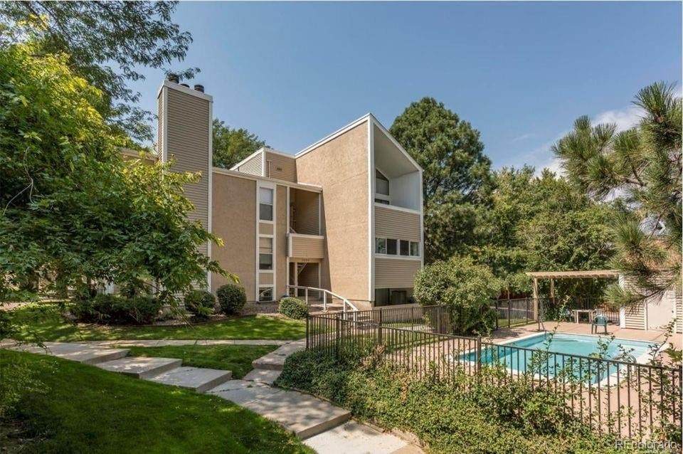 3874 Fraser Street - Photo 1