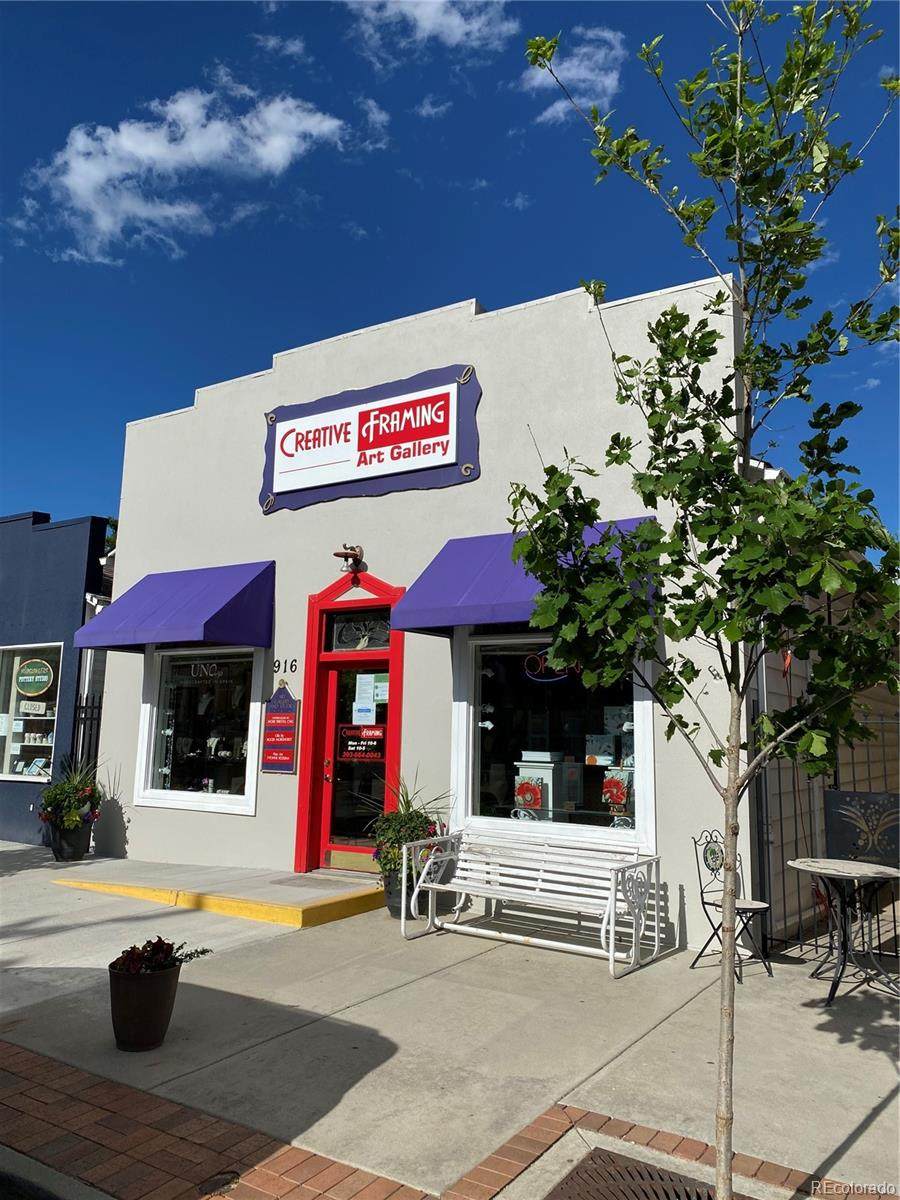 916 Main Street - Photo 1