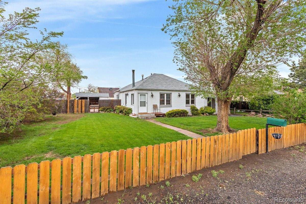 15295 43rd Avenue - Photo 1
