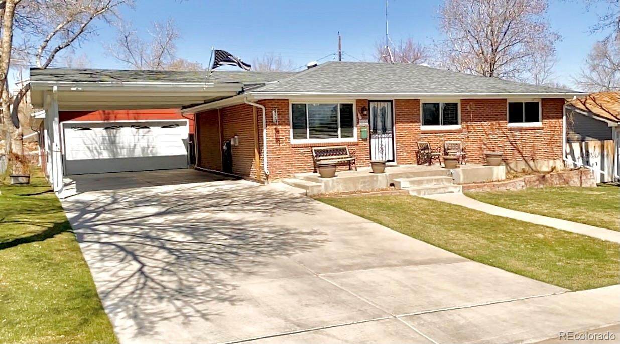 3157 Stanford Avenue - Photo 1