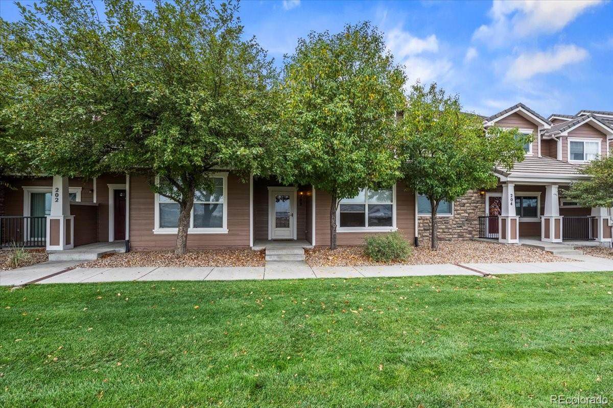 10449 Paris Street - Photo 1