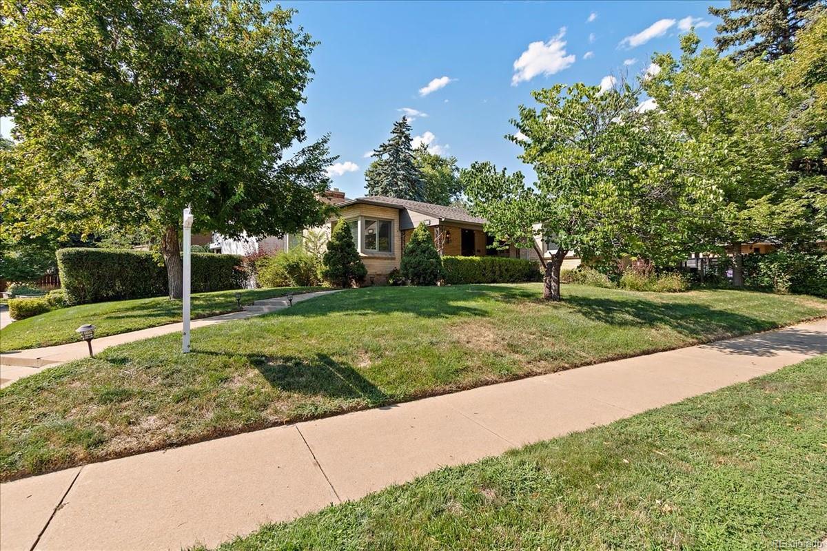 1055 Cove Way - Photo 1