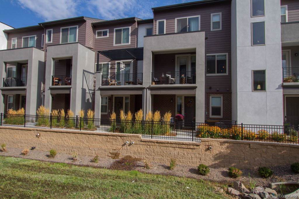 4180 Warren Avenue - Photo 1