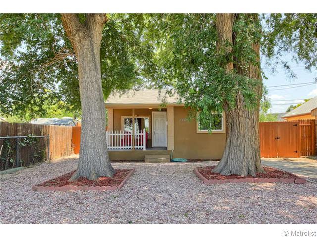 1760 Galena Street, Aurora, CO 80010 (#1109654) :: The Peak Properties Group
