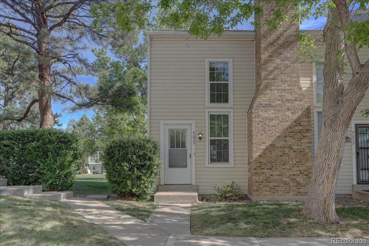 9075 Floyd Avenue - Photo 1