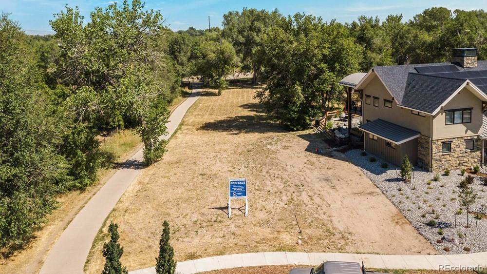802 Harts Gardens Lane - Photo 1