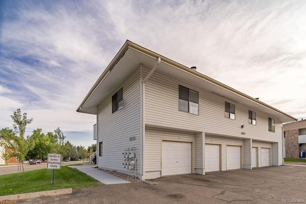 1800 Ionic Drive - Photo 1