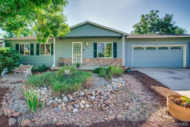 6476 Dexter Street - Photo 1