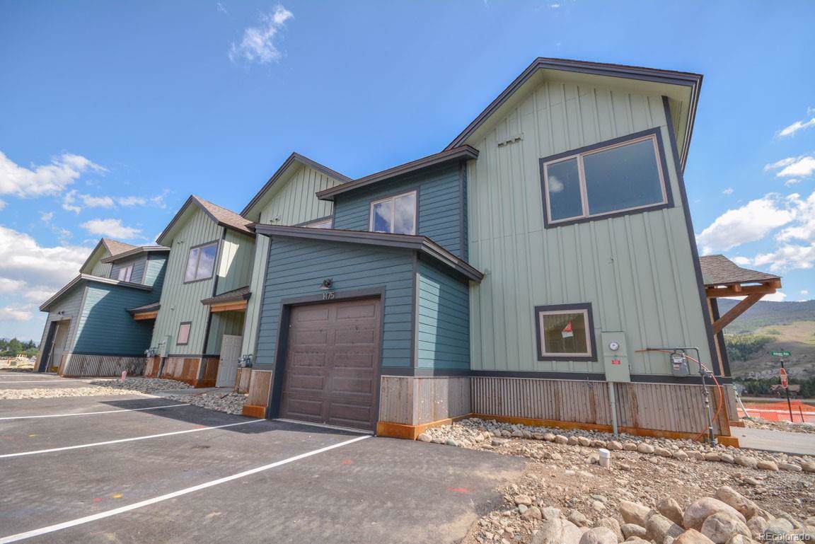1523 Adams Avenue - Photo 1