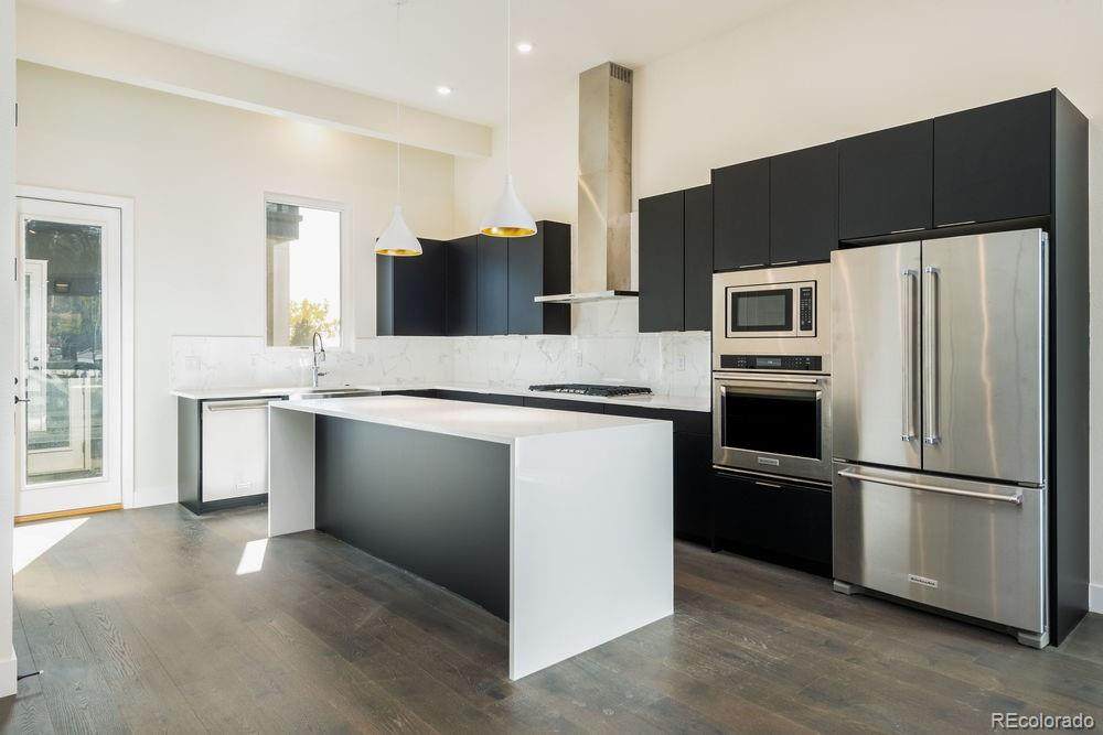 5125 29th Avenue - Photo 1