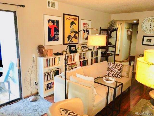 3872 Fraser Street - Photo 1