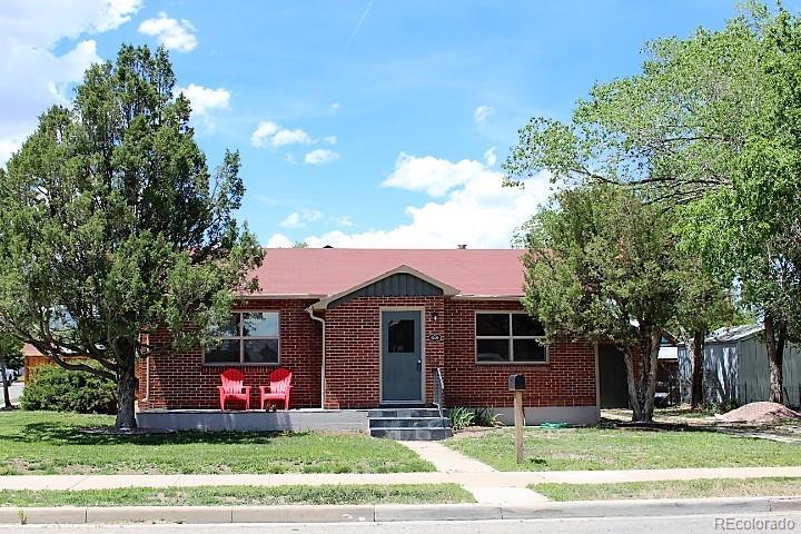 648 D Street - Photo 1