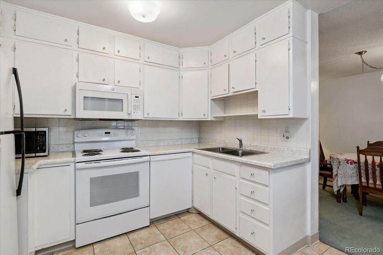 680 Alton Way - Photo 1